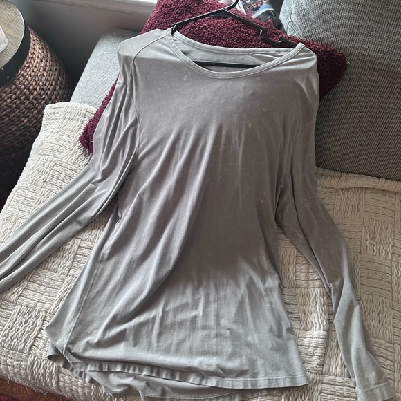 Men’s Large Lululemon Long Sleeve Shirt - Picture 4 of 5
